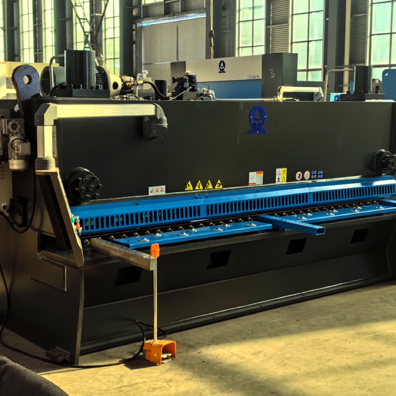 Hydraulic shearing machine - Image 3