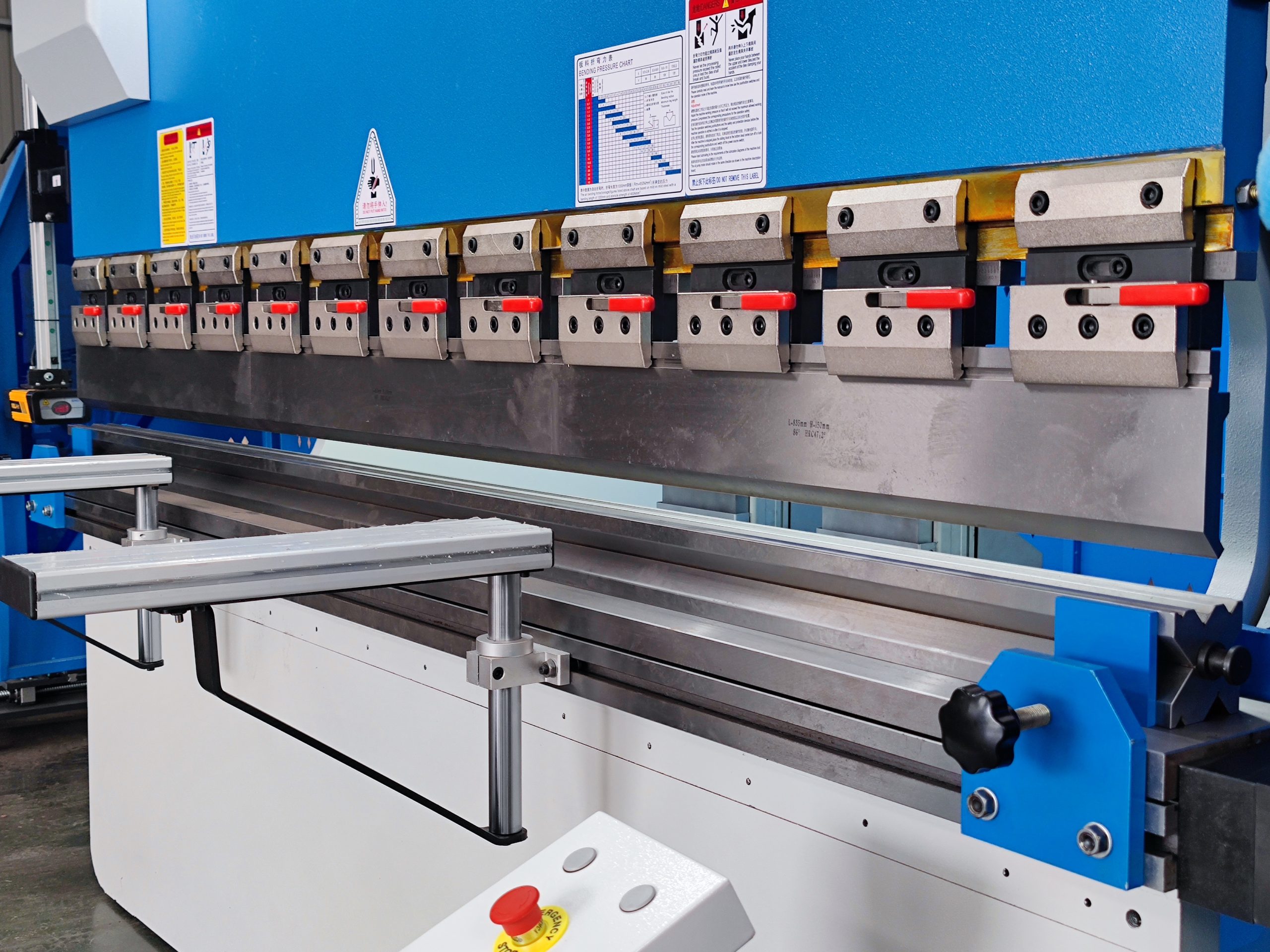 100T 2500MM DA66T 8+1 Axis Hydraulic Press Brake - Image 3