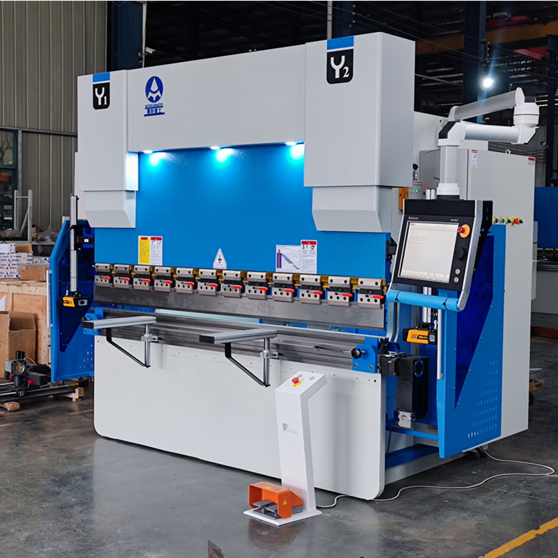 100T 2500MM DA66T 8+1 Axis Hydraulic Press Brake - Image 2