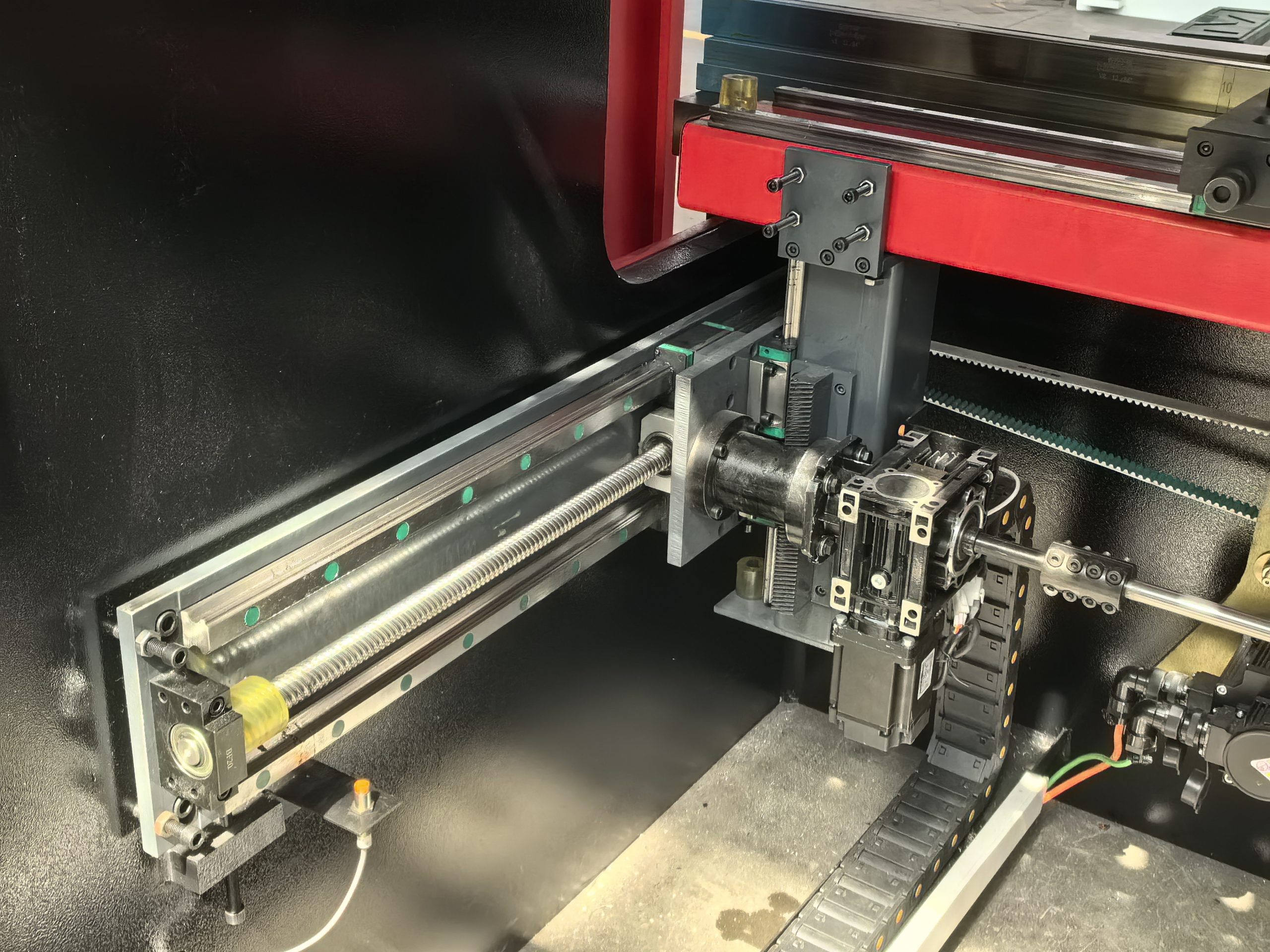 160T1600MM Hydraulic Cnc Press Brake Steel Plate WC67k Hydraulic Bending Machine - Image 7