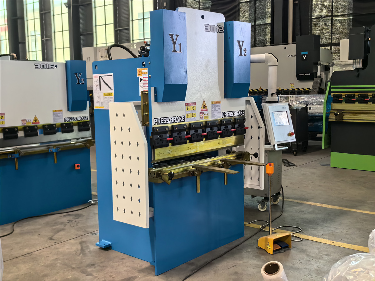 30T/1200 TP10S System Mini Small Hydraulic Plate Bender Press Brake Machine - Image 2