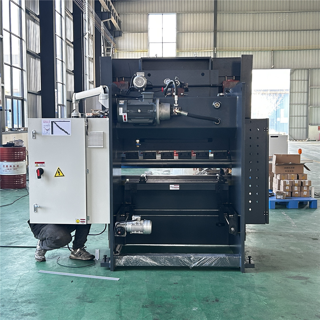 40T 30T ESTUN E21 1200 1600 Hydraulic CNC Press Brake Mini Bending Machines - Image 3