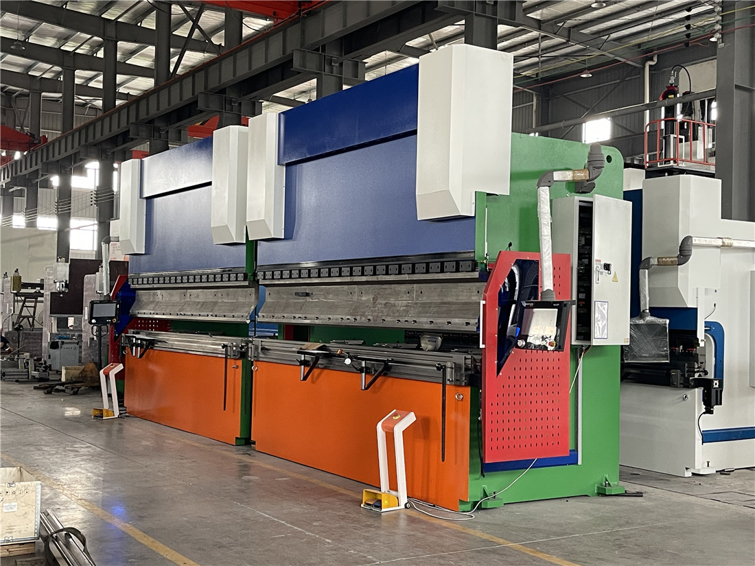 Automatic Double-Machine Linkage Hydraulic Press Brake CNC Control System - Image 6